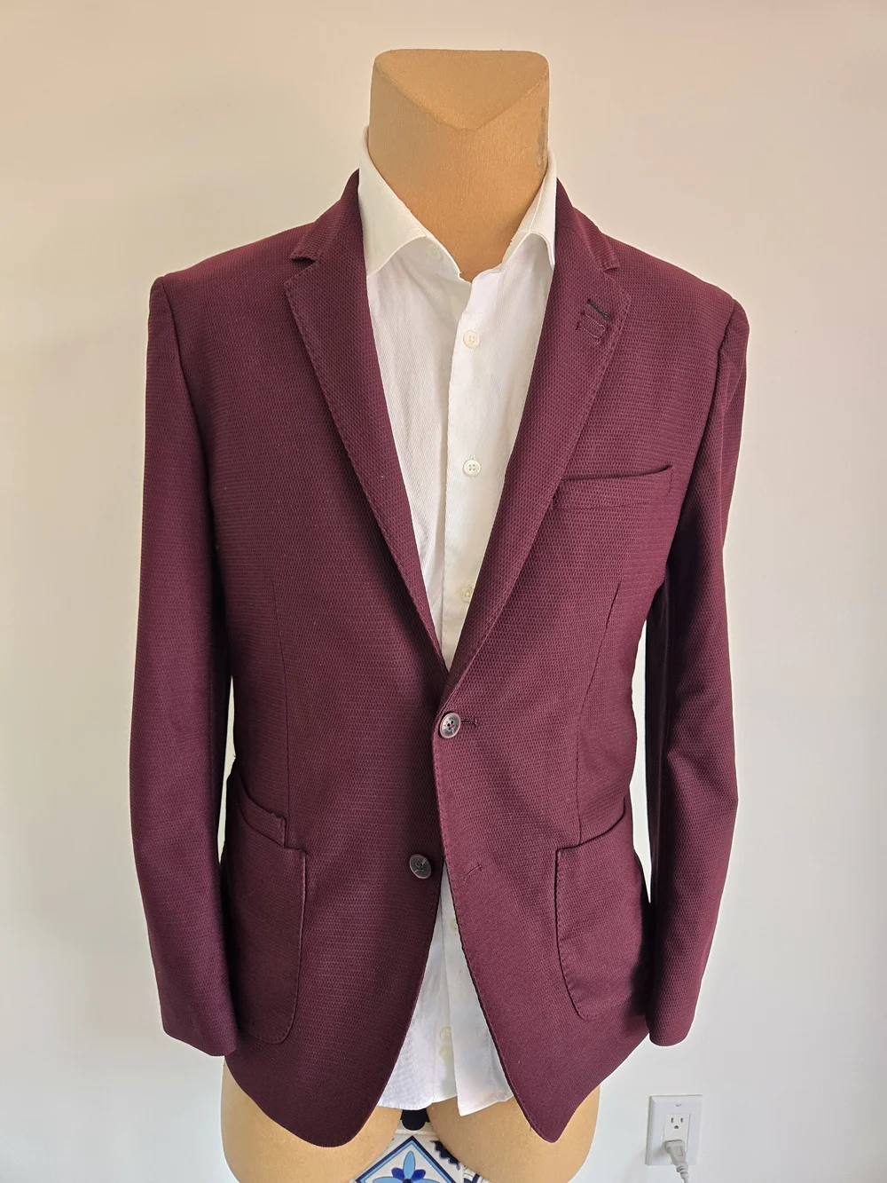 AU NOIR Burgundy Single-Breasted Blazer - damage - Picture 2 of 13